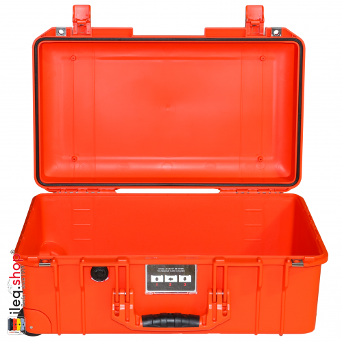 TrekPak Divider System The Pelican 1535 case Includes 1 Orange Handle & 2 Orange latches. 